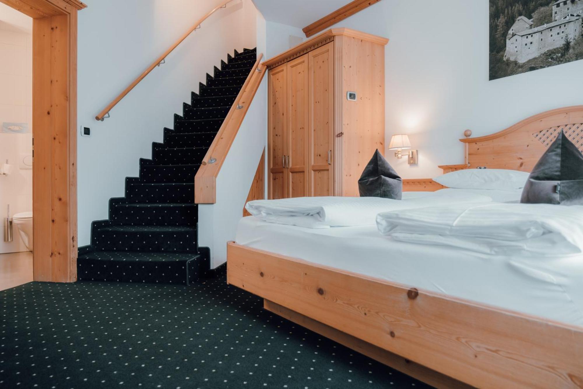 Residence Hotel Alpinum Campo Tures Exterior foto
